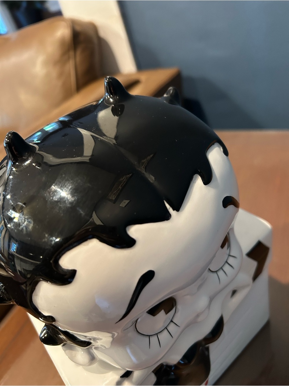 VINTAGE Betty Boop Black and White Ceramic Cookie Jar with Red Heart Accent - Picture 6 of 8